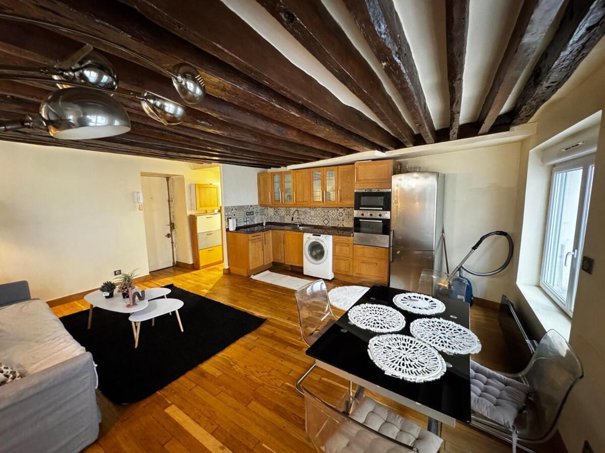 Appartement Grands Boulevards 4 Guests *