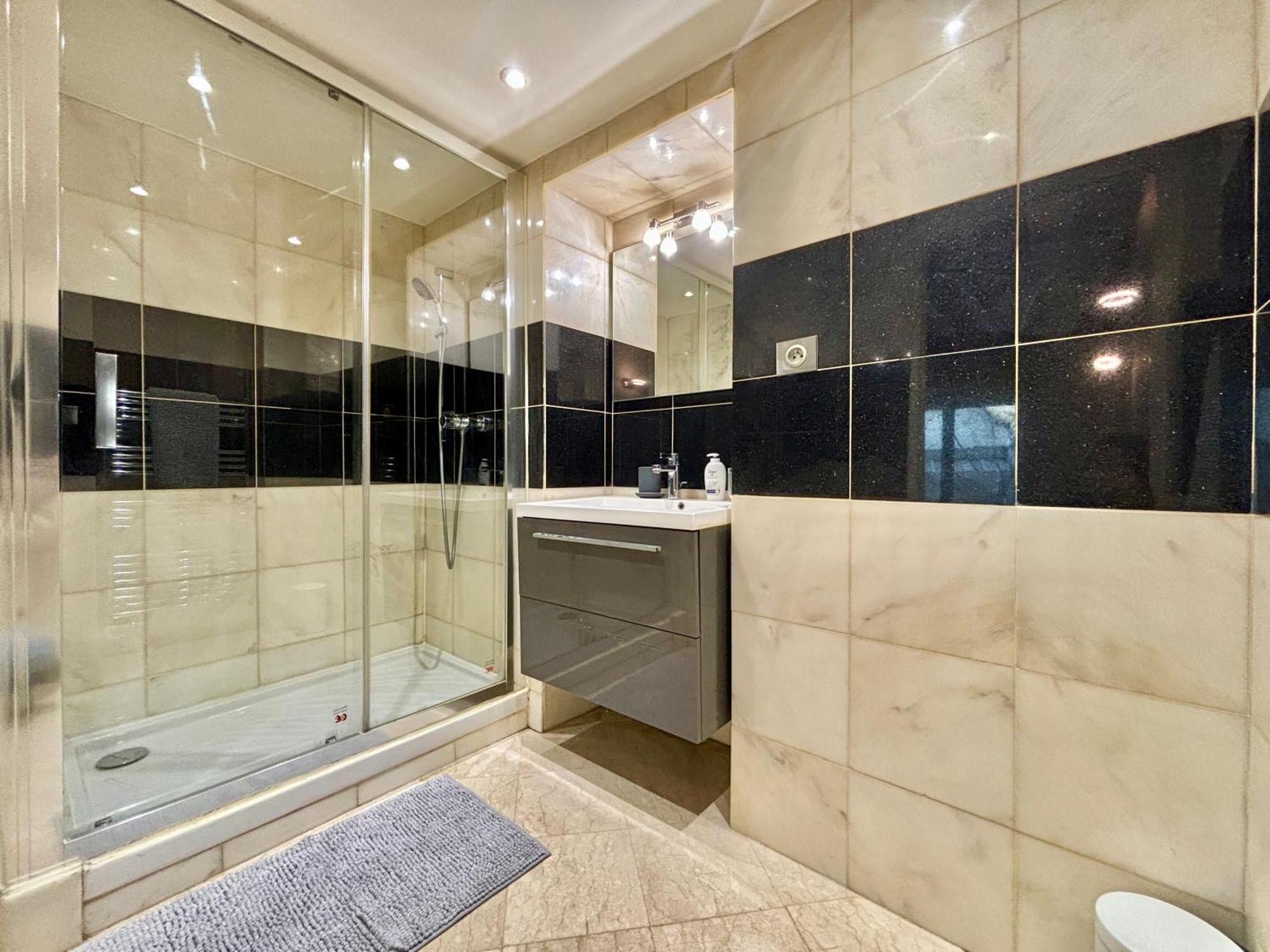 Appartement Grands Boulevards 4 Guests Parijs